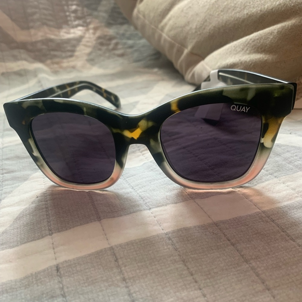 Quay after hours sunglasses! Barely worn! 🕶🕶🕶